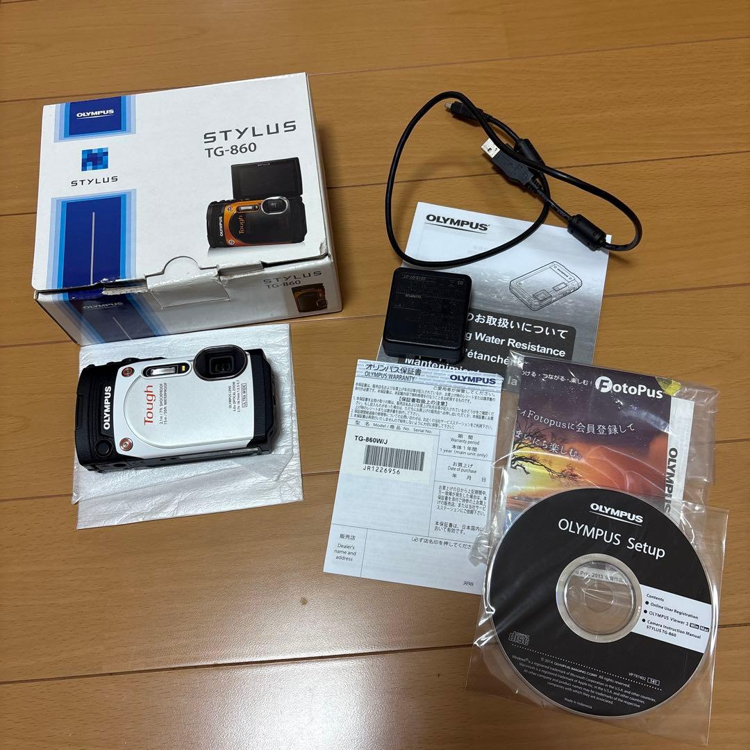 OLYMPUS TG-860 カメラ　STYLUS