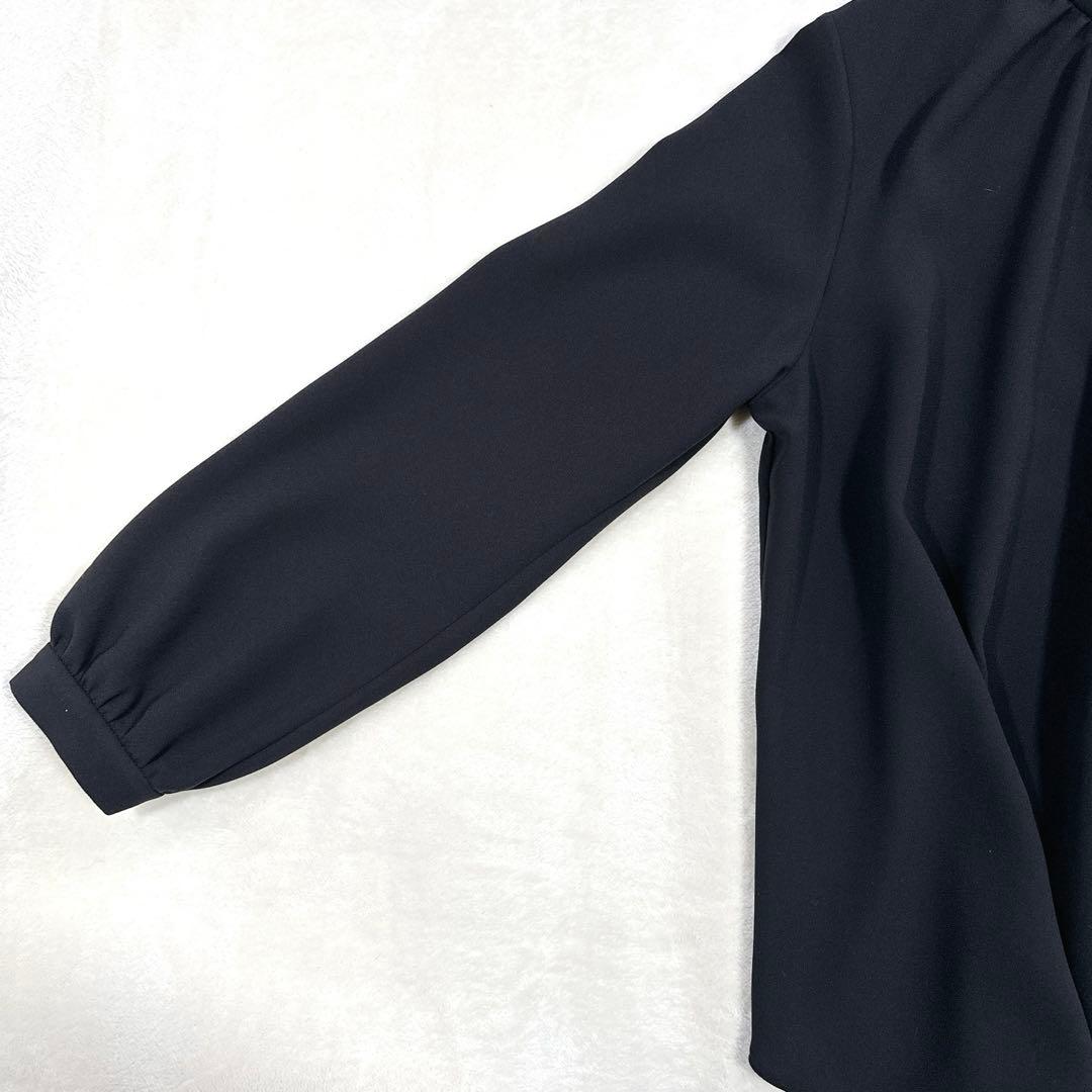 極美品 セオリー スタンドカラー ブラウス とろみ バンドカラー 黒 ギャザー