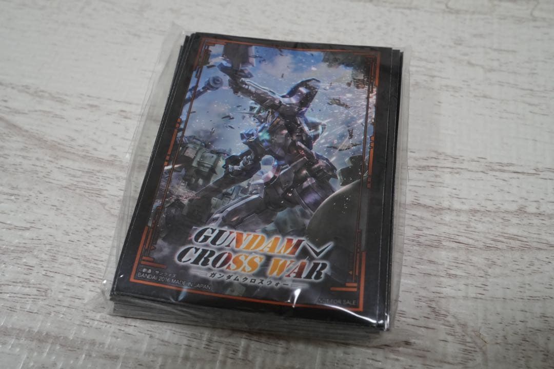 新品未開封　ガンダム　クロスウォー　スリーブ　40枚　ガンダムエクシア