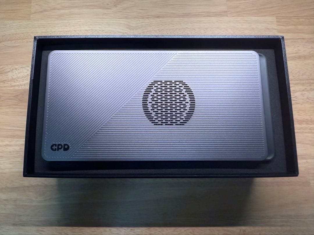 GPD G1 2024 RX7600M XT 8GB OCulinkケーブル付き