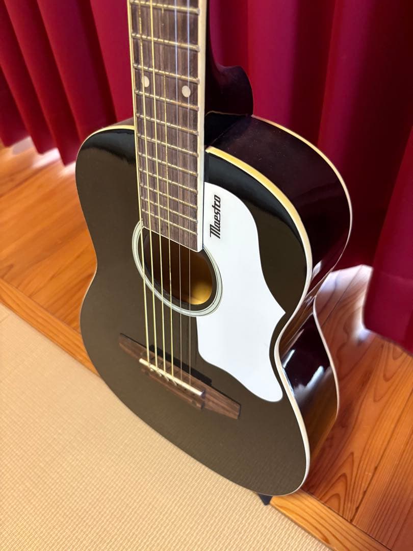 ミニギター　Maestro by Gibson