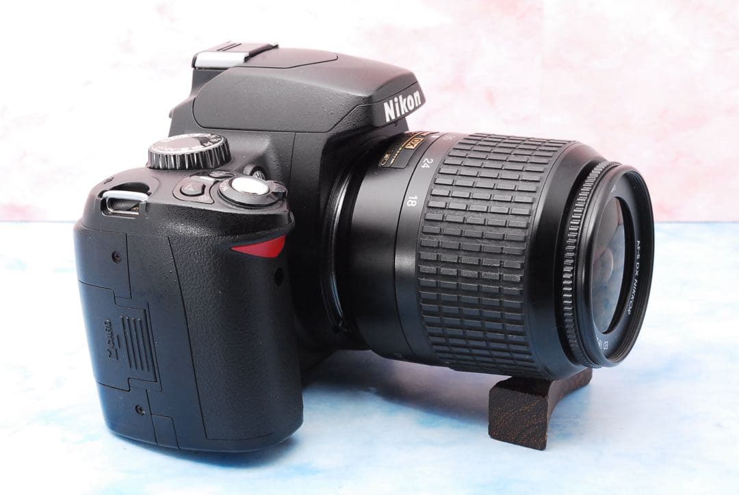 ニコン D60★入門機★望遠レンズ付Wレンズ★小型＆軽量★一眼レフカメラ