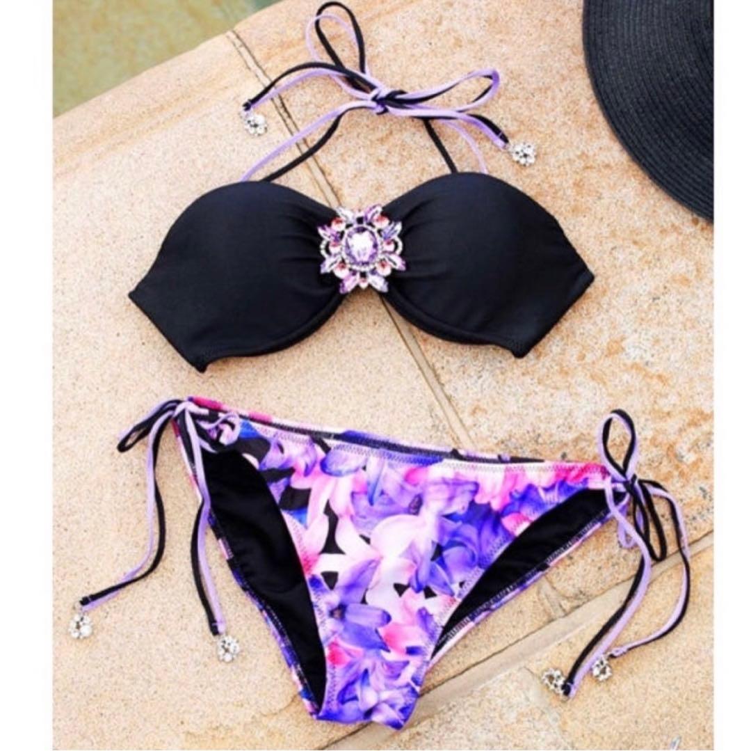 Rady エレガントフラワー　ビキニ