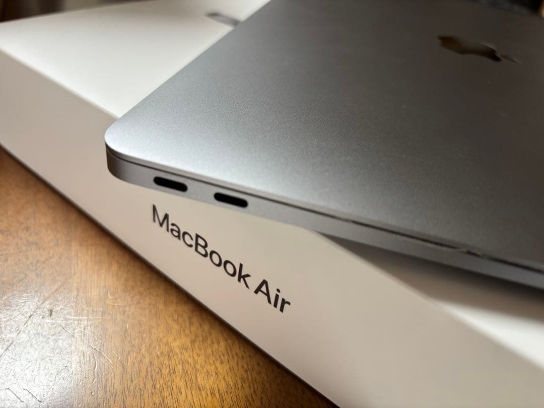 MacBook Air 2020 スペースグレイ 512G M1チップ搭載モデル