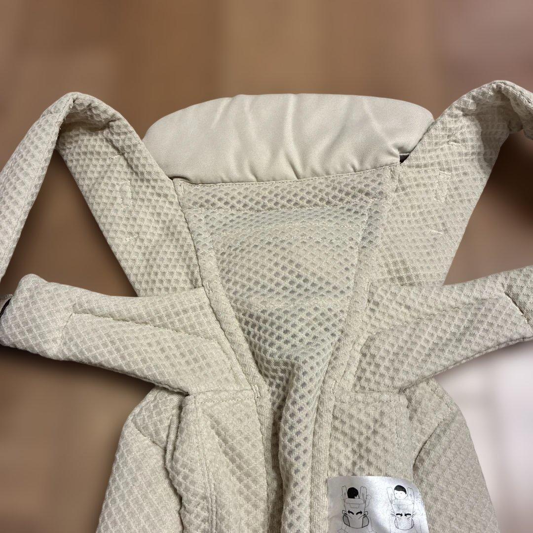 人気！エルゴの抱っこひもオムニブリーズ　ナチュラルベージュ