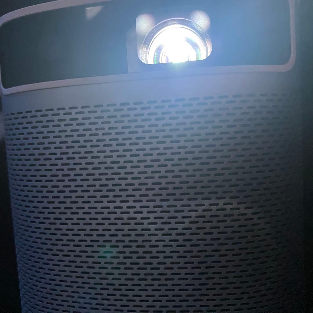 \"XGIMI MoGo Pro\" モバイルプロジェクター