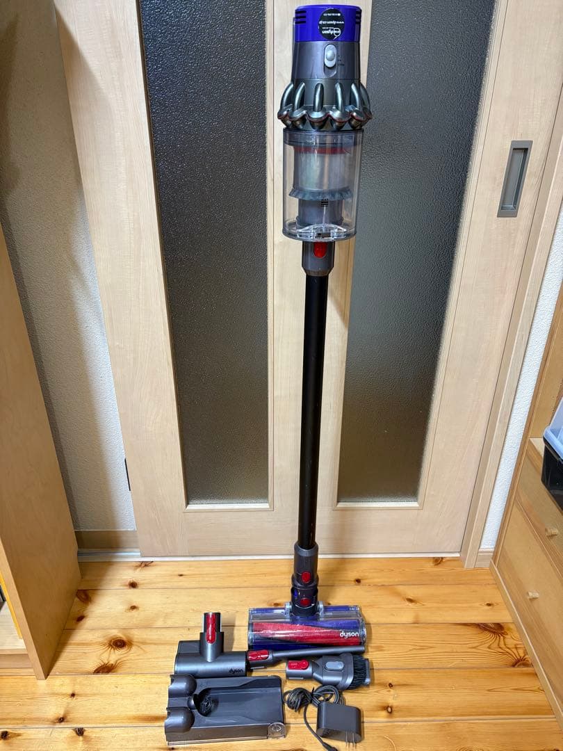 ダイソン Dyson V10（SV12） 動作確認済み　付属付き