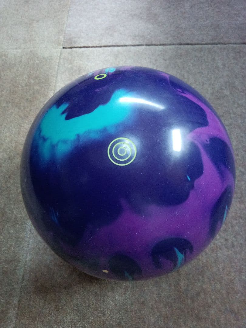 EBONITE THE ONE ボウリングボール　15ポンド3オンス