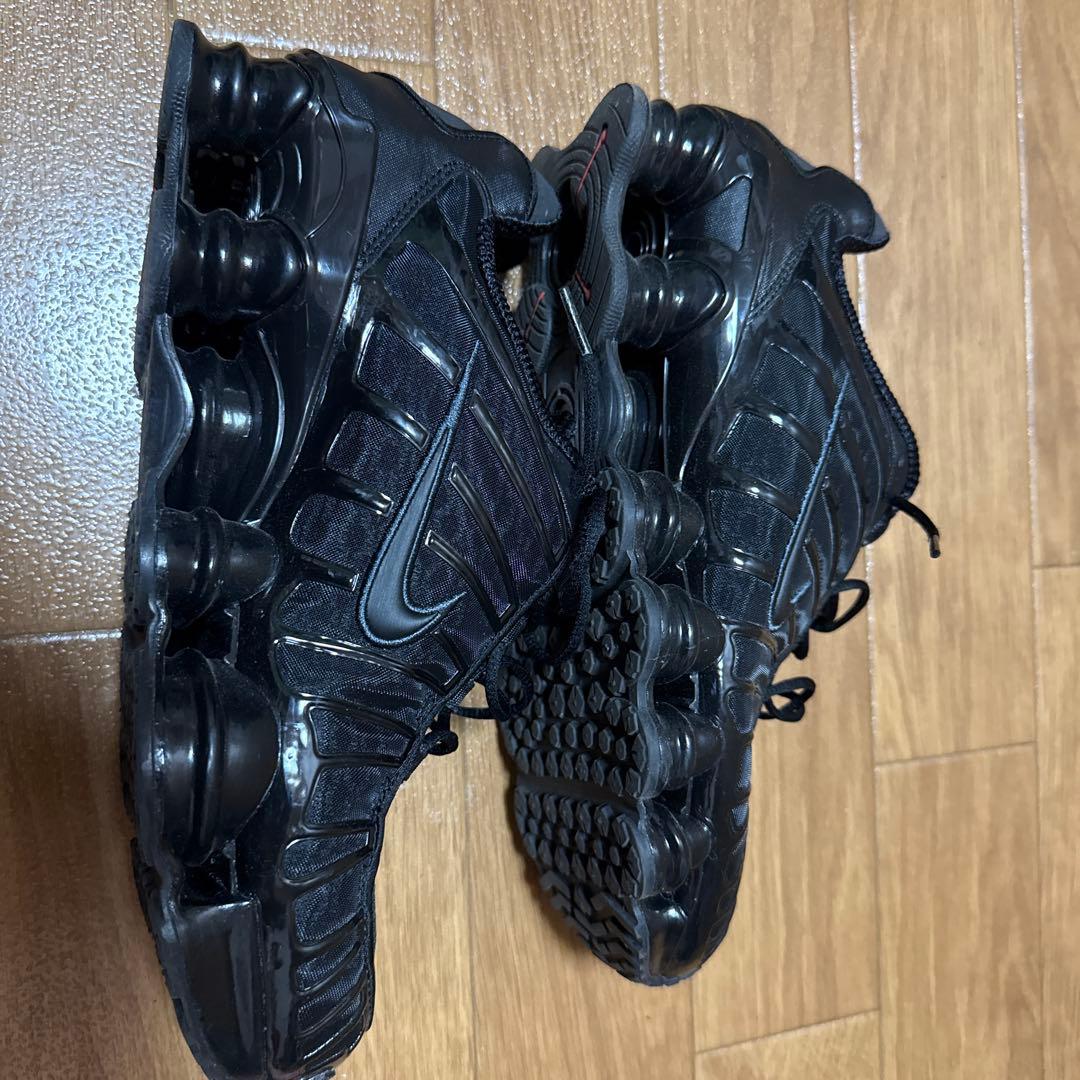NIKE SHOX ブラック シューズ