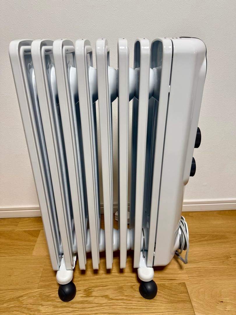 【美品】DeLonghi オイルヒーター RHJ335M0812-DG