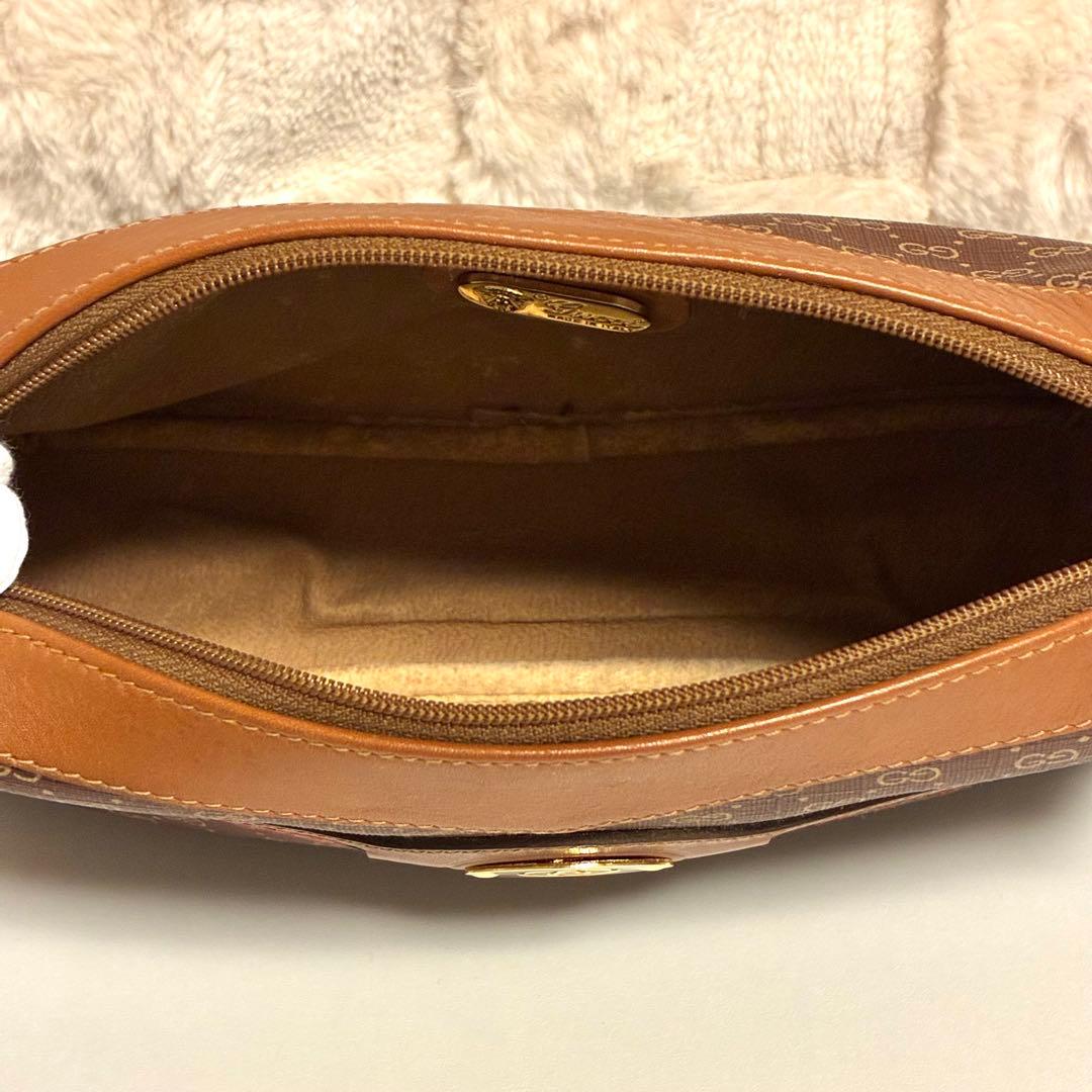 Gucci クラッチバック　オールドグッチ　シェリーライン　GGプラス