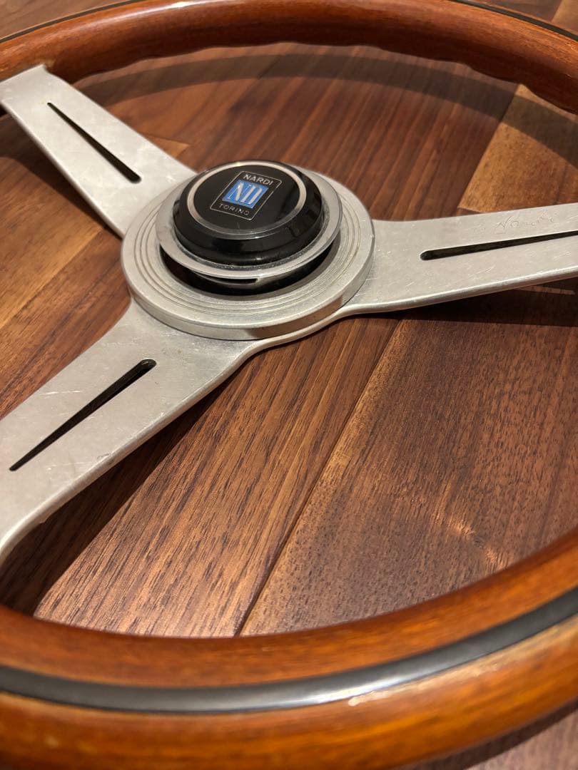 非国民さん専用　NARDI 32.5Φ ウッドステアリング