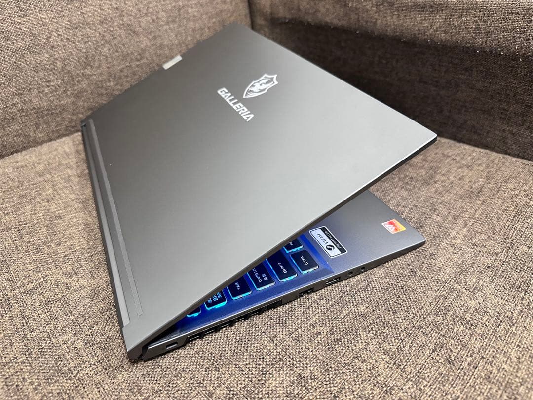 ゲーミングノート　Galleria GTX 1650Ti 120Hz