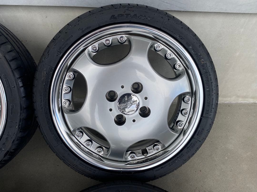 シャレン　15インチ　4穴　ほぼ新品タイヤ付き