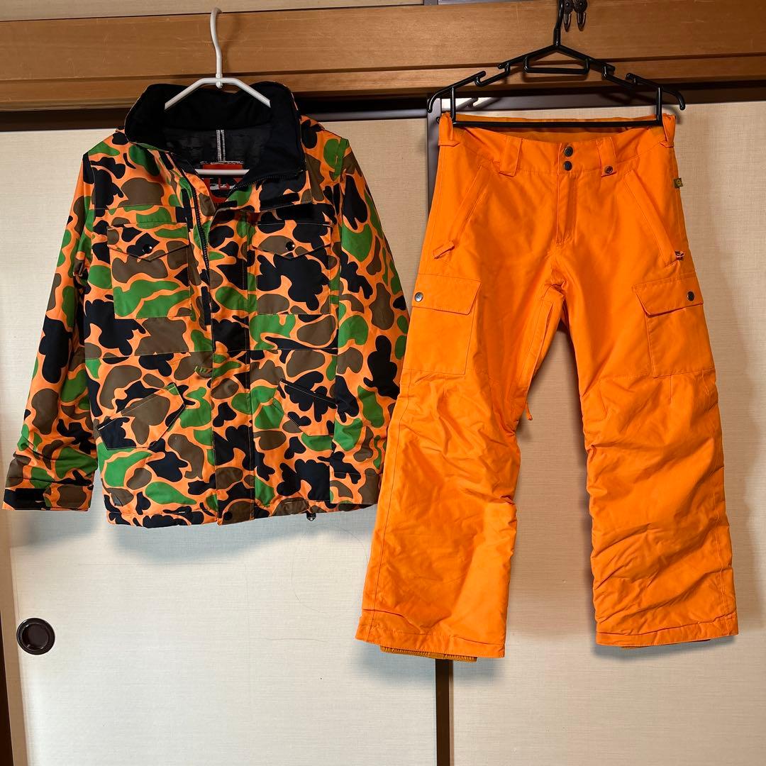 スマイル☺︎ /Burtonスノーボードウエア上下