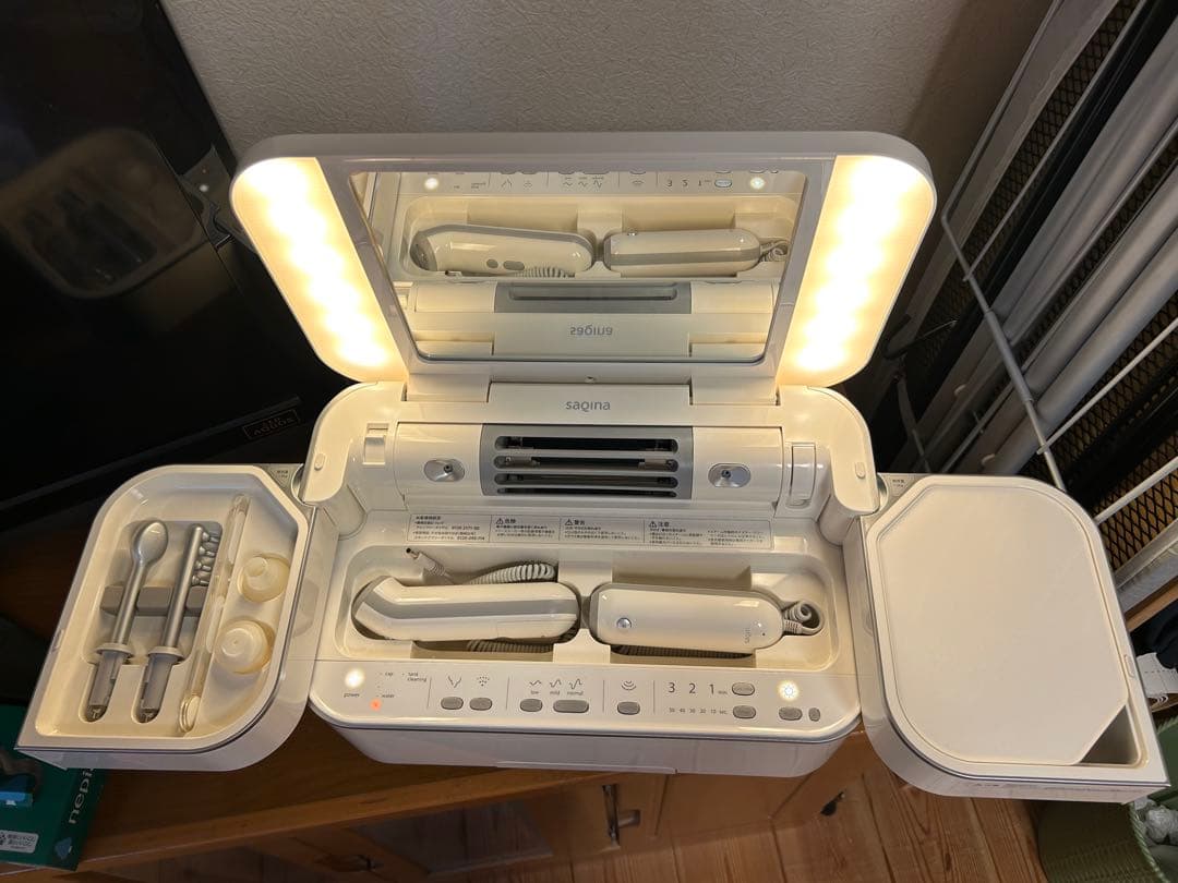 サキナ美顔器bijou美品