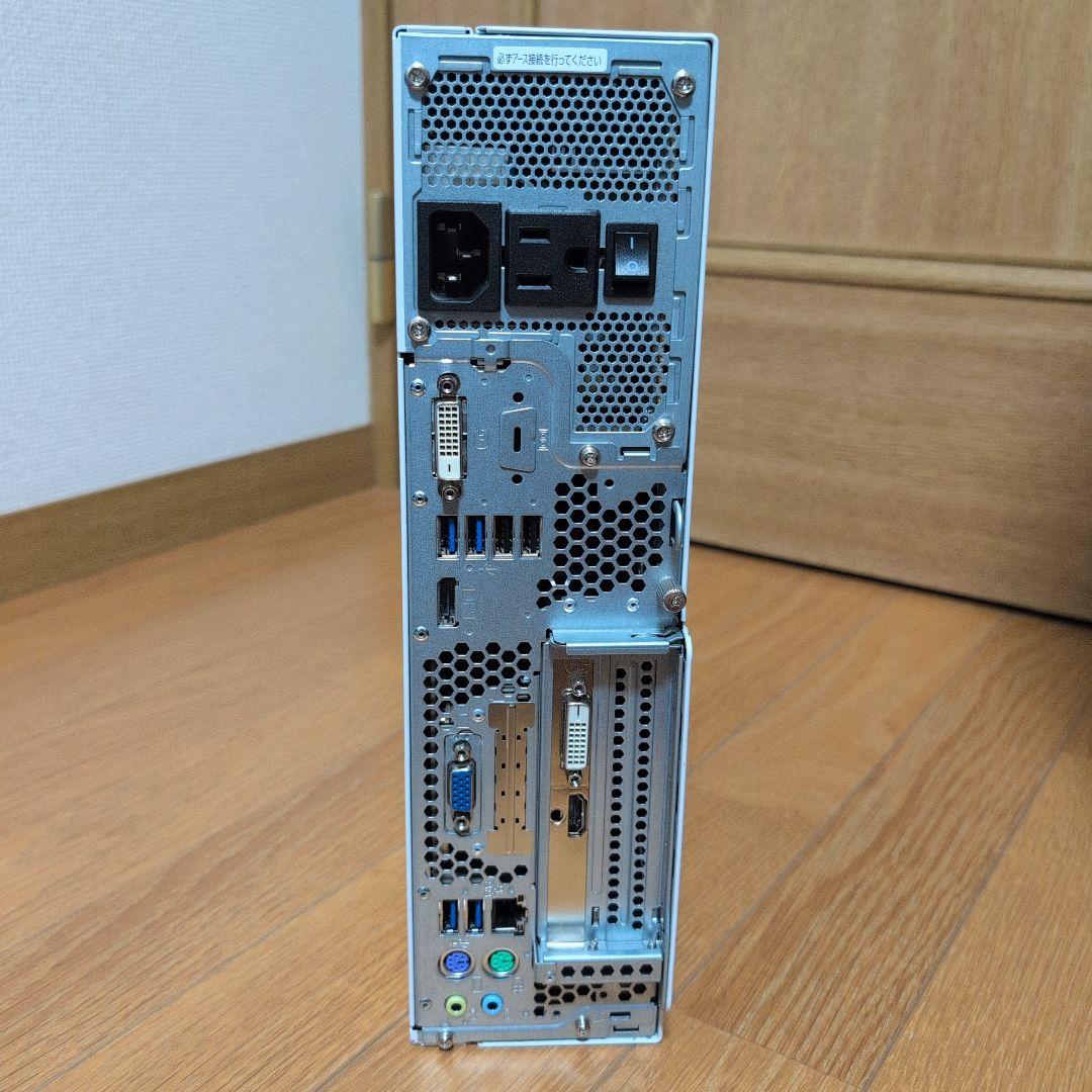 Fujitsu ESPRIMO スリムタワー PC　D588/BX