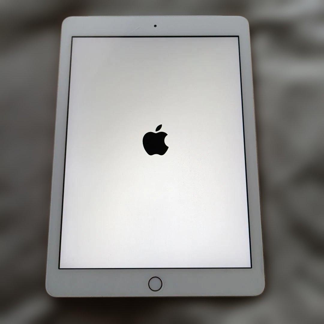 Apple iPad 第5世代　32GB