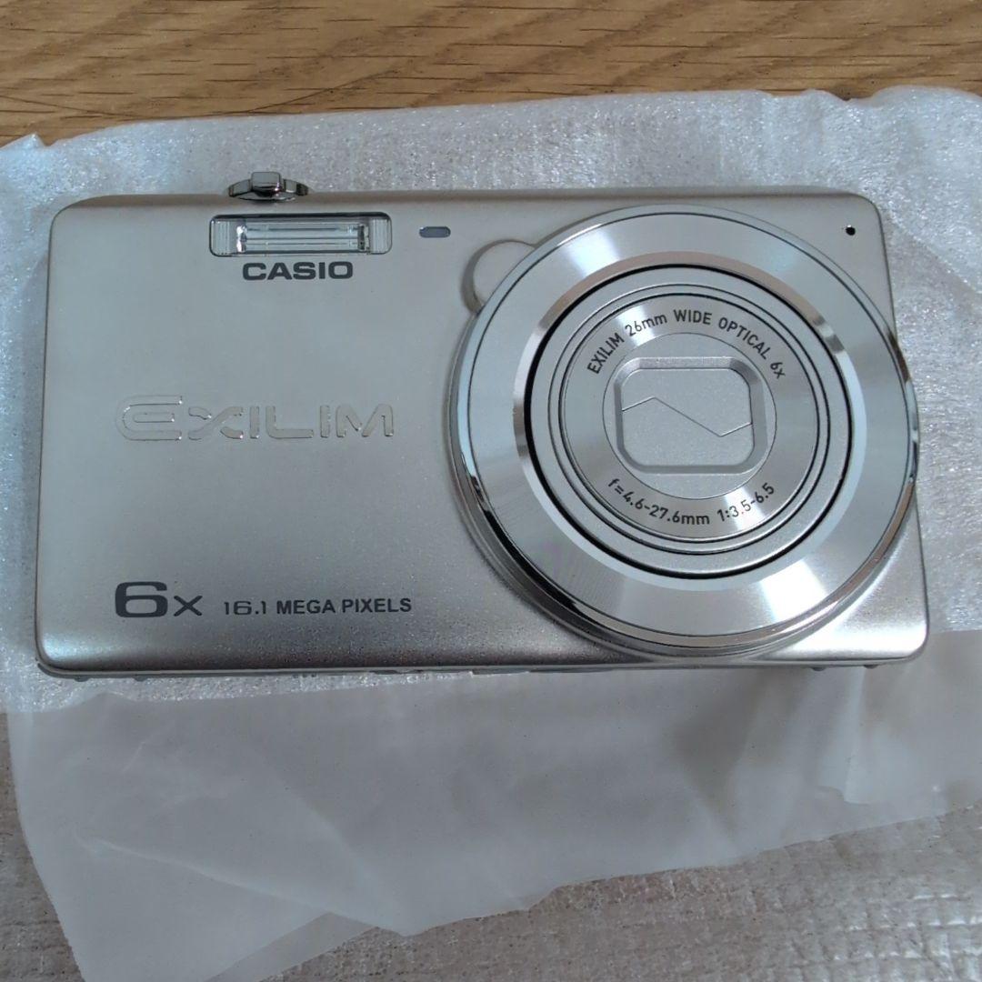 CASIO EXILIM EX-ZS25 コンパクトデジタルカメラ　シルバー