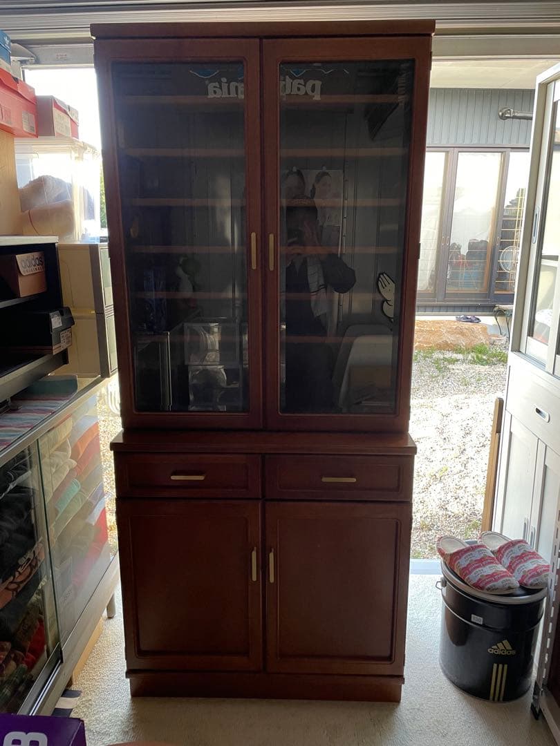 引取りのみ　オールドカリモク　食器棚