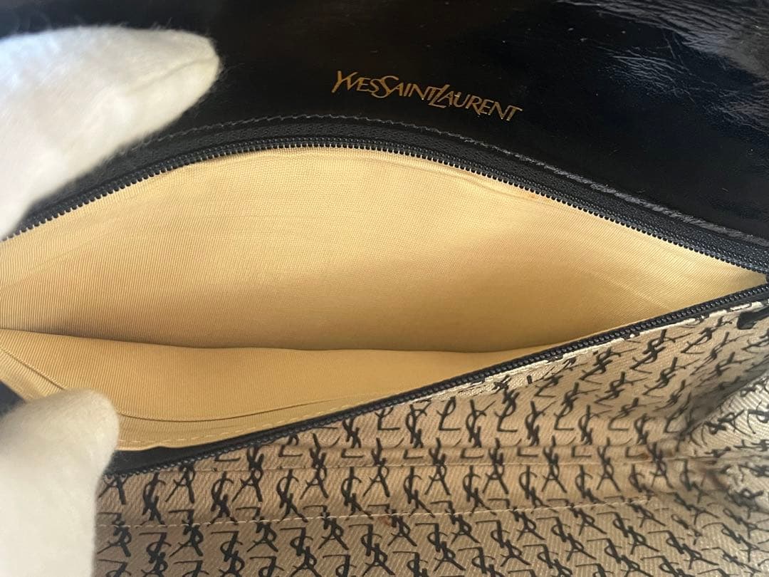 セカンドバッグ　クラッチバッグ　イブサンローラン　YSL ヴィンテージ