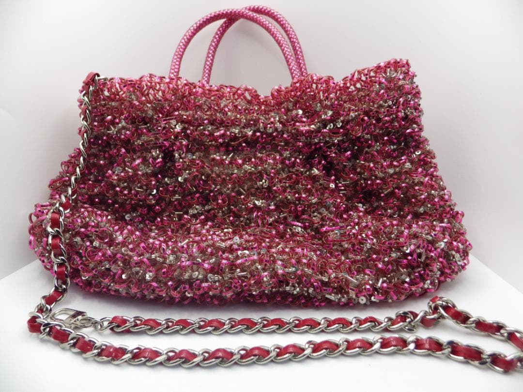 アンテプリマ　ワイヤーバック　ピンク　（ビーズ装飾ピンクパーティーバッグ）