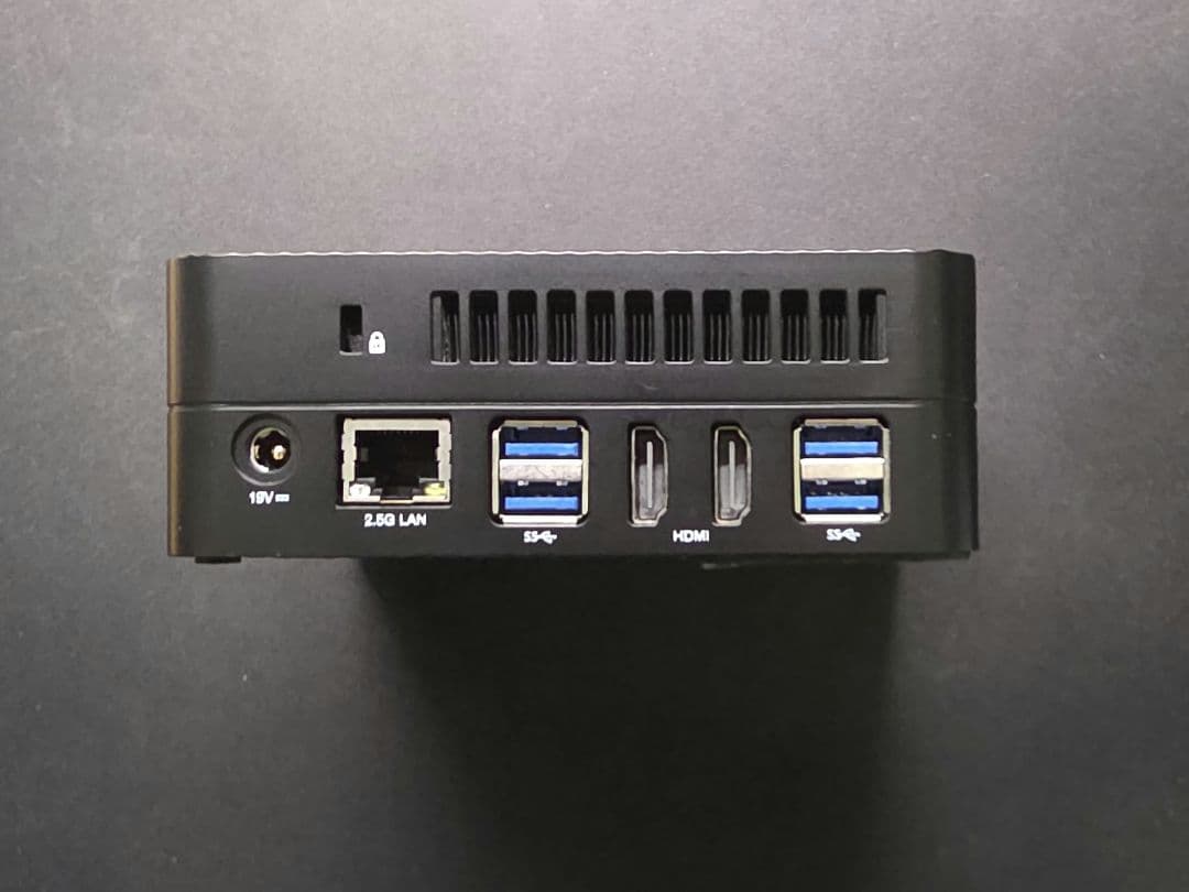 MINISFORUM ミニPC UM690 ジャンク メモリー SSD無し