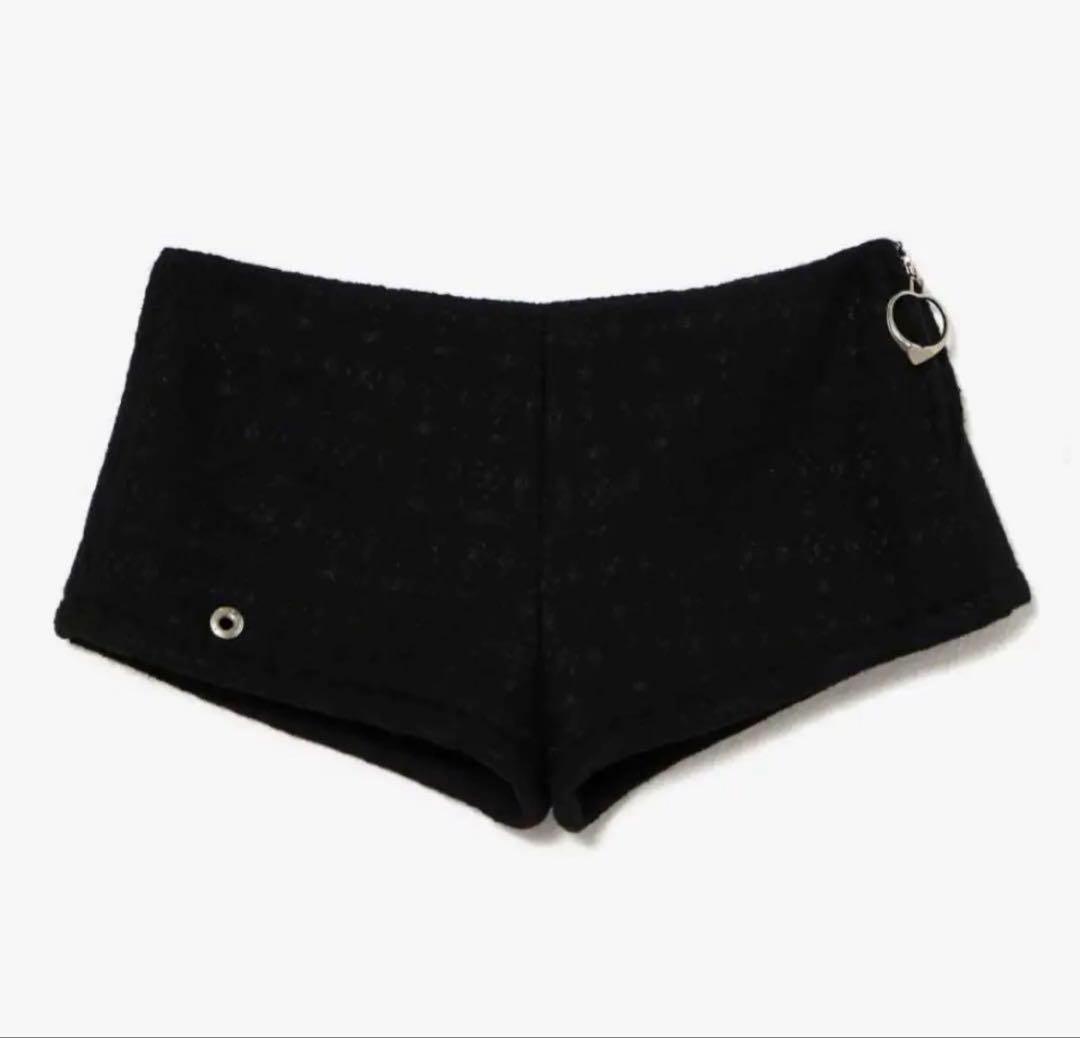 theredthread ❤︎S ring biker shorts lace