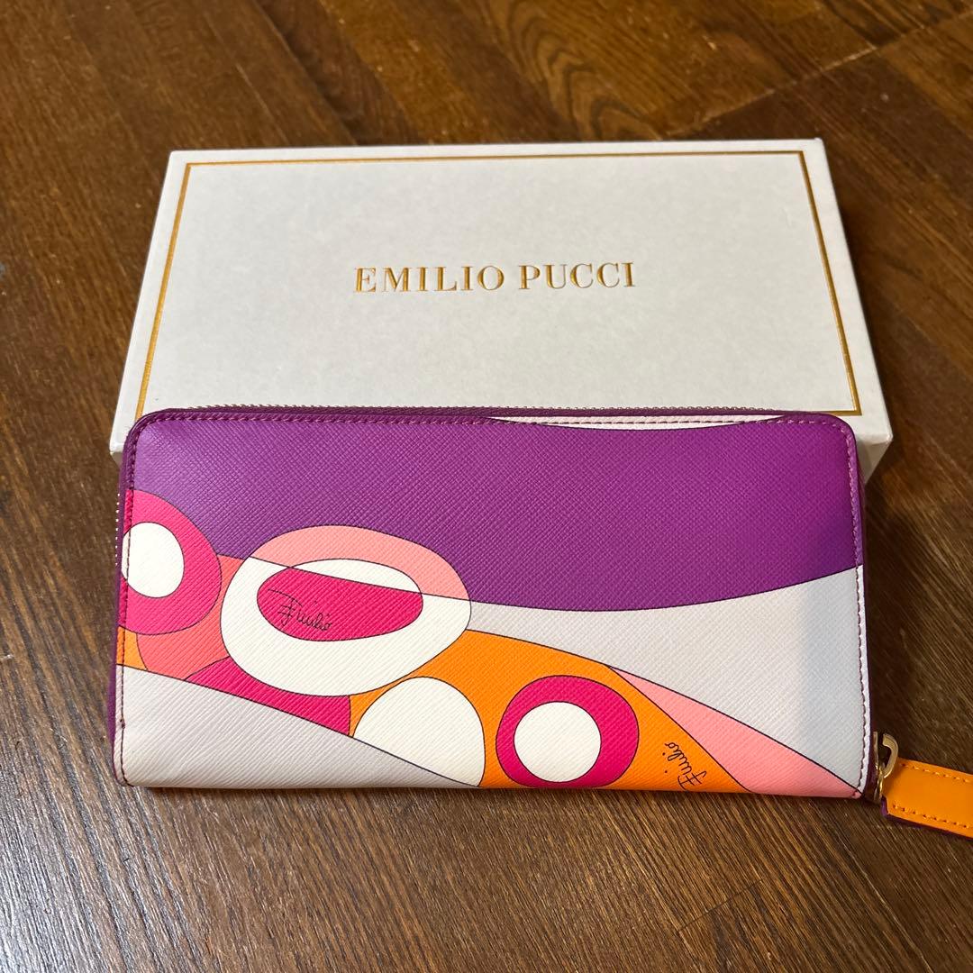 小物 Emilio Pucci