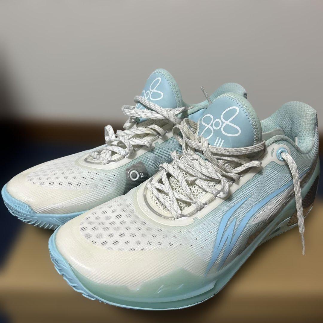 バスケットボールシューズ ホワイト/ブルー