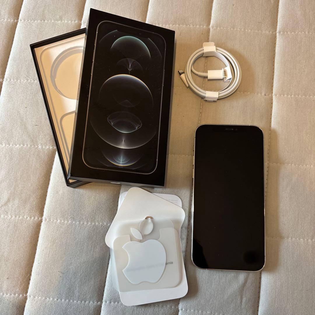 Apple iPhone 12 Pro シルバー 本体 充電ケーブル付き