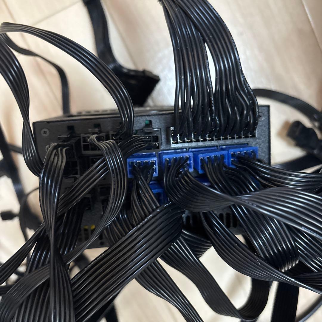 美品　SilverStone ST1200-PT 1200W 電源ユニット