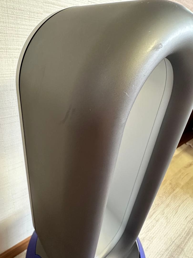 ダイソンHP03 2022年製　空気清浄機能付ファンヒーター 【リモコン付】