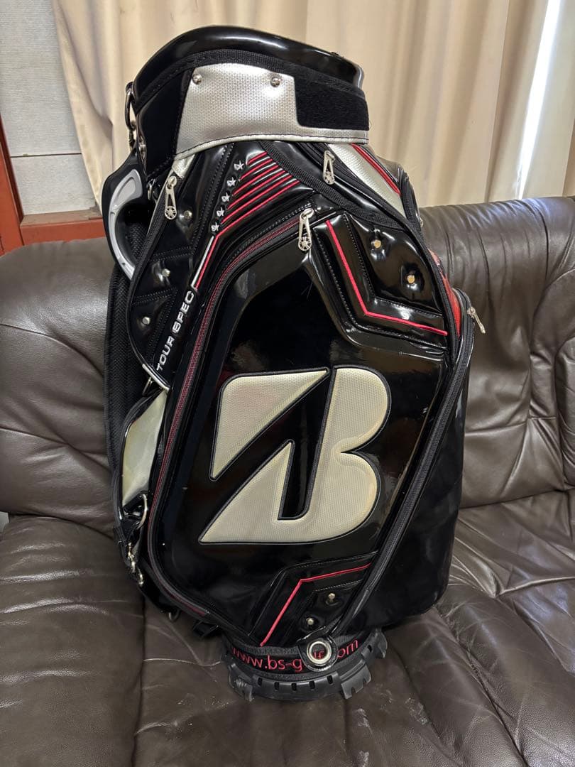 ブリヂストンゴルフ　キャディーバッグ　ツアーモデル　カバー各種つき
