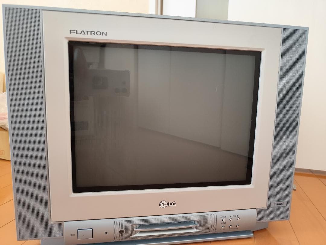 LG FLATRON ブラウン管テレビ　15インチ