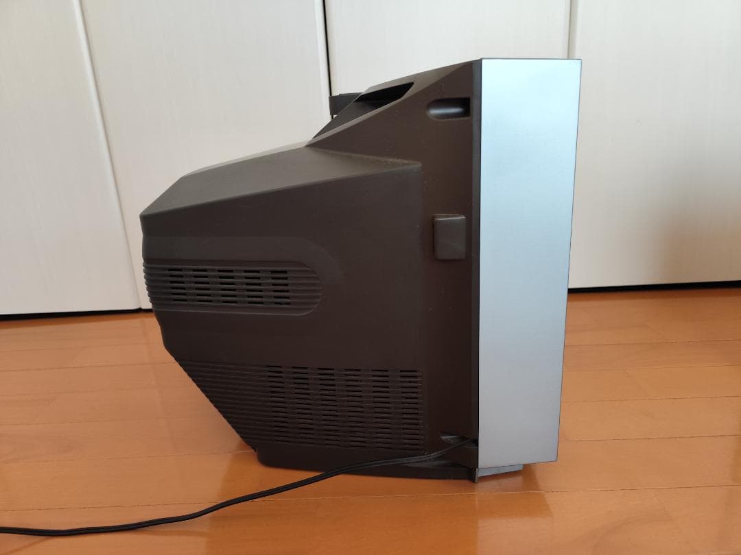 LG FLATRON ブラウン管テレビ　15インチ