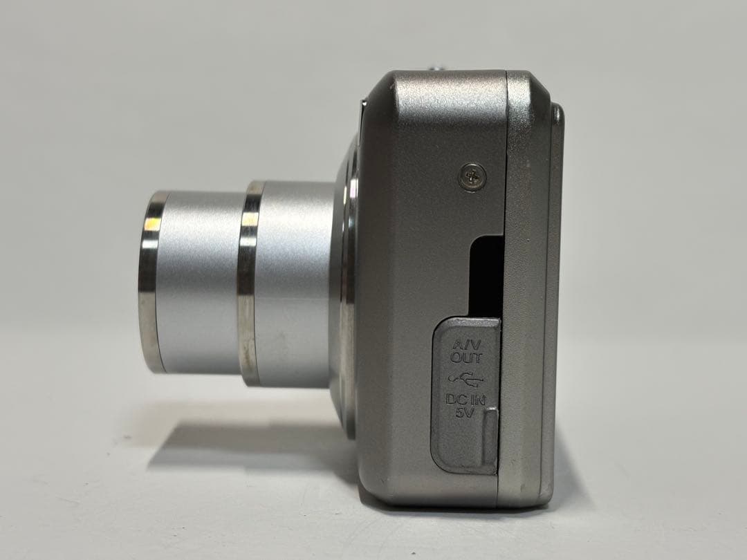 Fujifilm FinePix F30fd コンパクトカメラ コンデジ