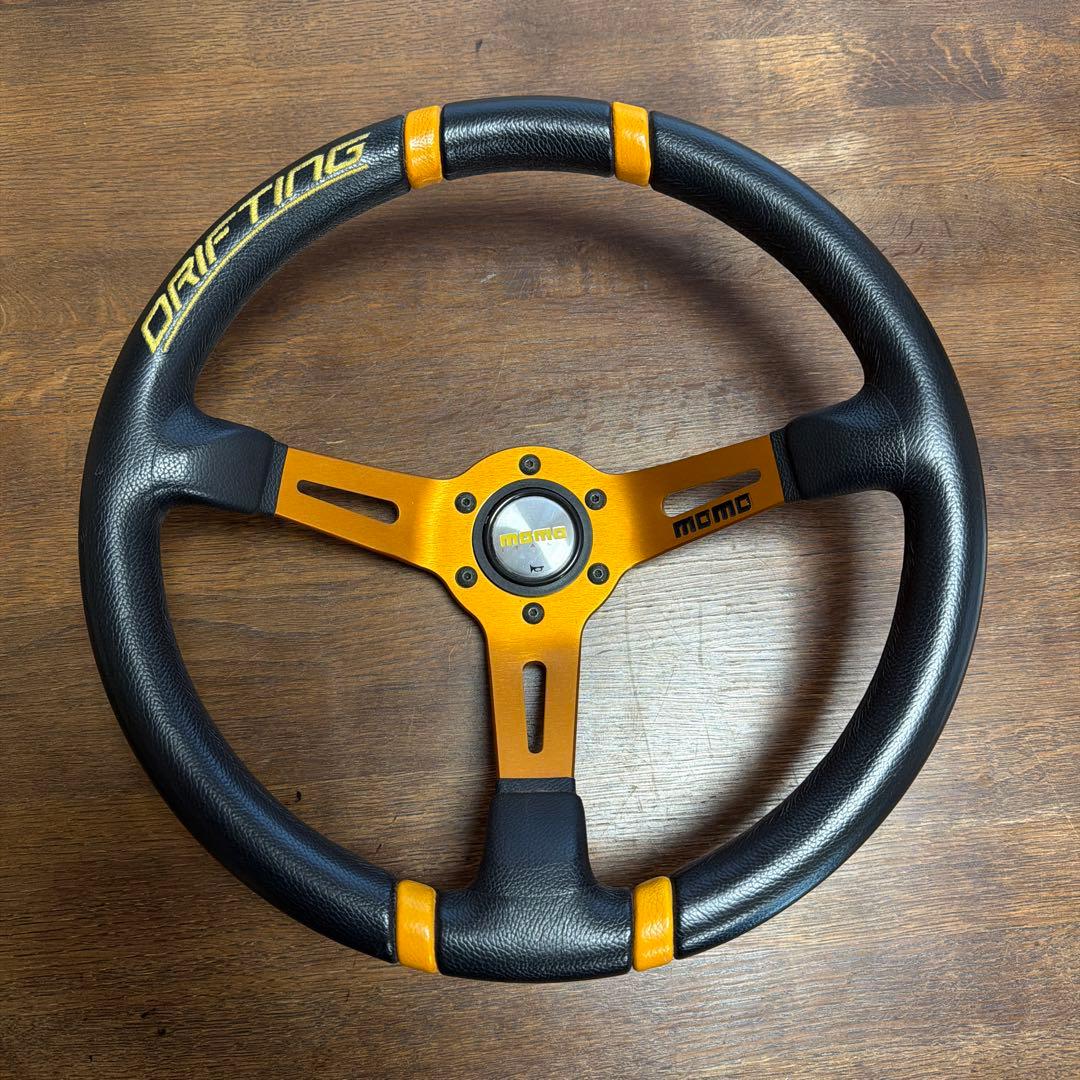 MOMO DRIFTING ステアリング 使用頻度少ない美品です