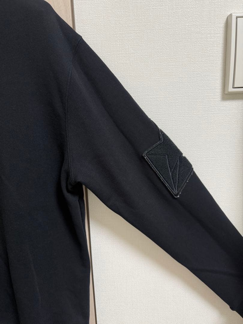 バーバリー　Bロゴ＆スターパッチ　スウェット　トレーナー　ブラック