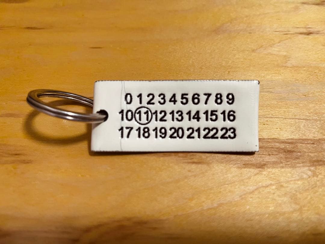 マルジェラ margiela カレンダータグ　キーリング　キーホルダー