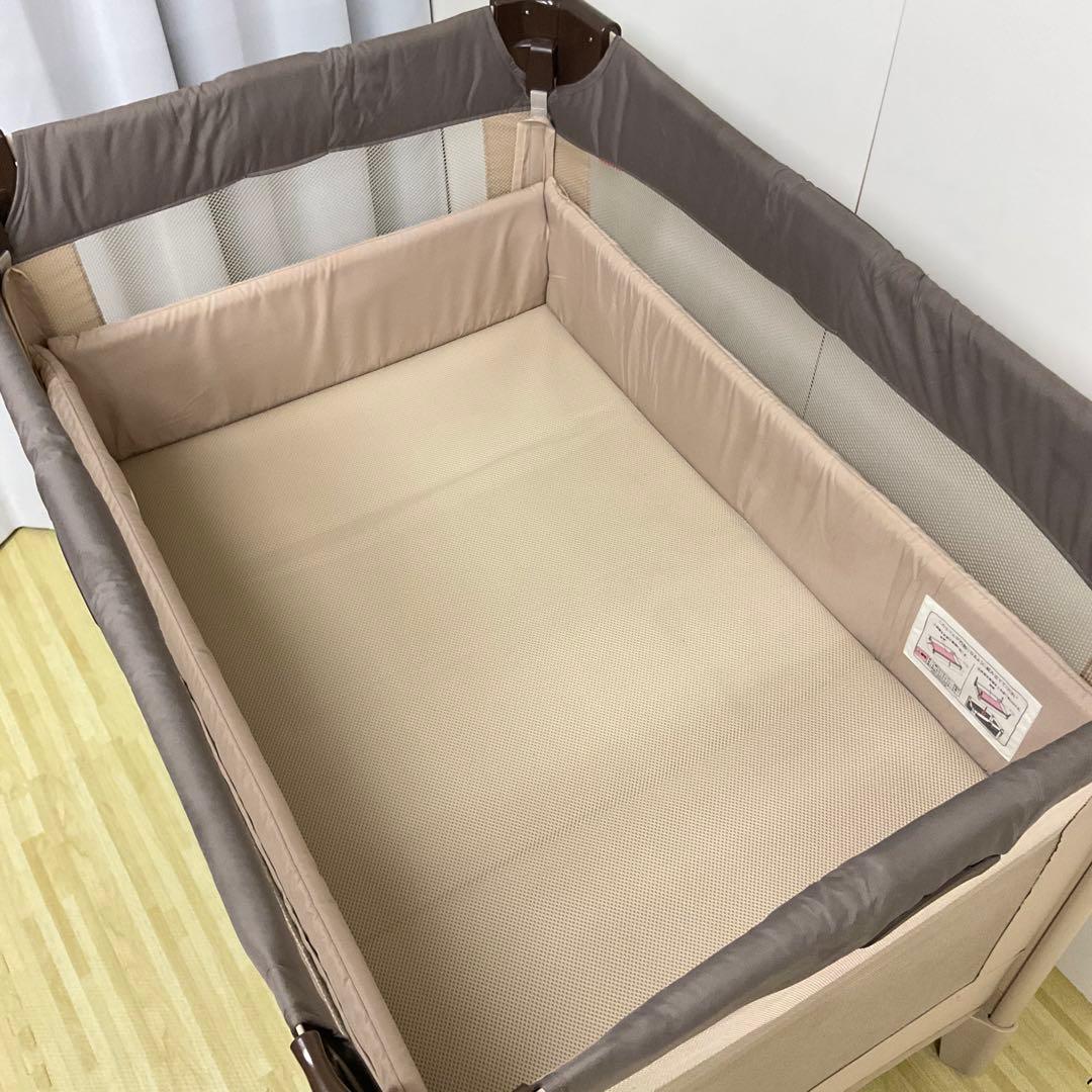 綺麗！アップリカ ベビーベッド ココネル エアー