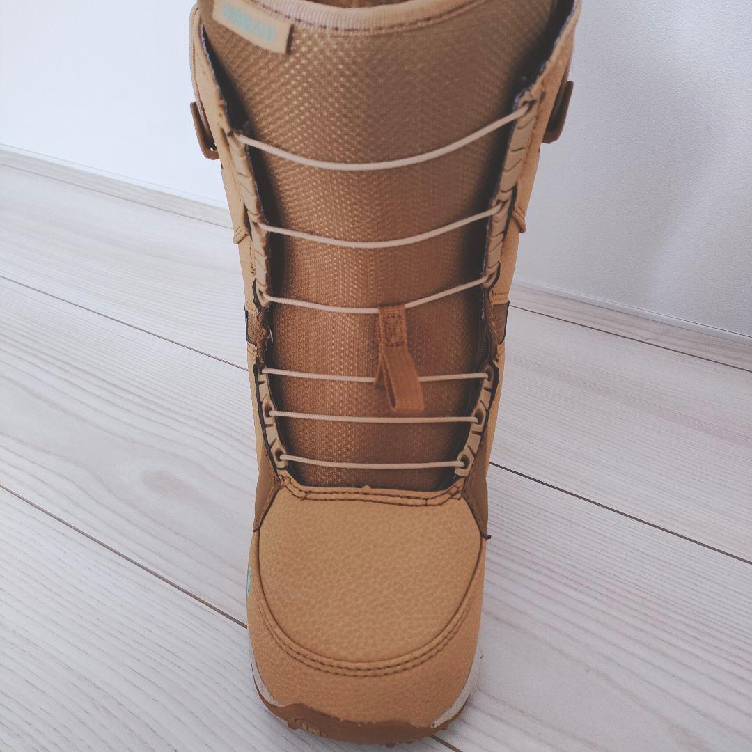 BURTON EMERALD ASIAN FIT 24cm バートン　エメラルド