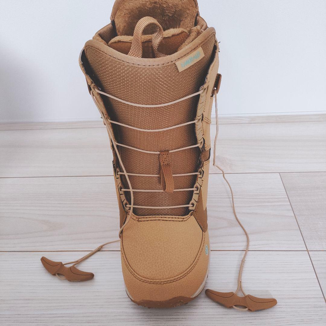 BURTON EMERALD ASIAN FIT 24cm バートン　エメラルド