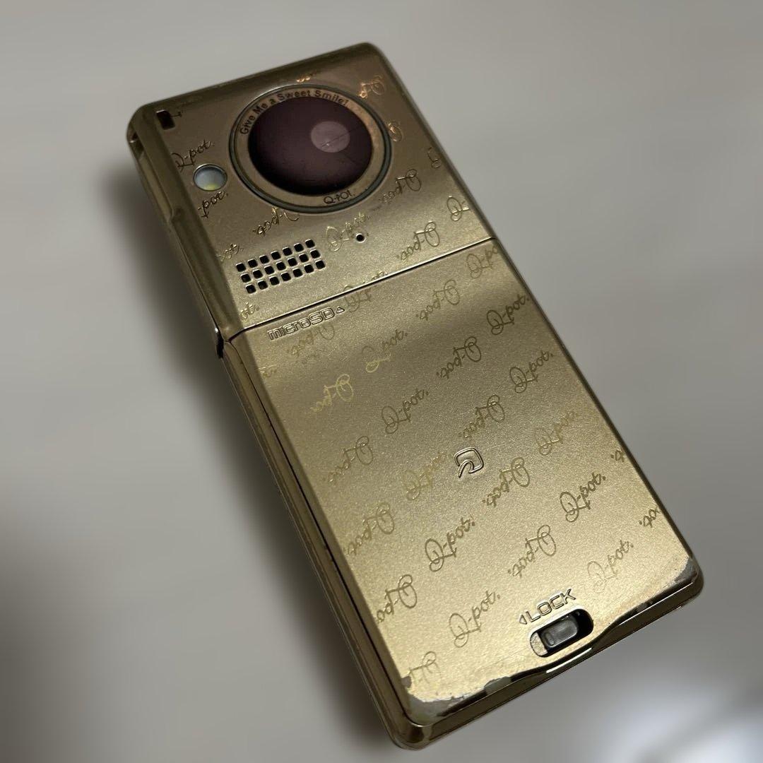 携帯電話本体 Q-pot.Phone SH-04B