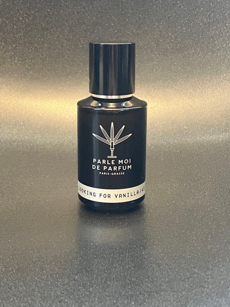 パルルモアドゥパルファム LOOKING FOR VANILLA