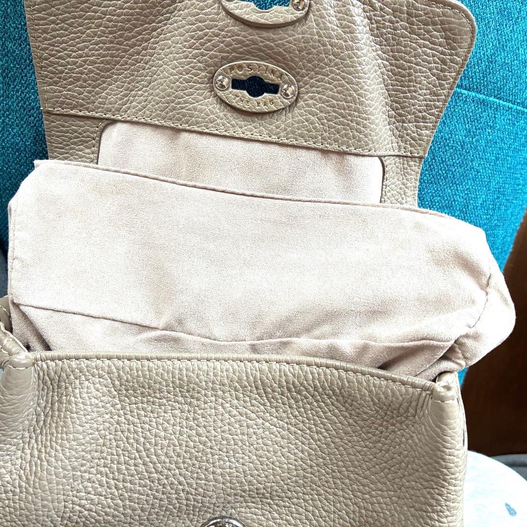 おーたにです 美品ザネラートポスティーナ　ベイビー　色トープ