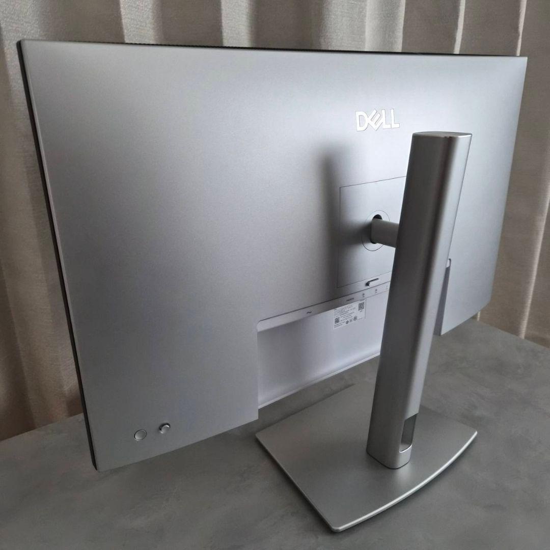 DELL 32インチ 4Kモニター U3225QE