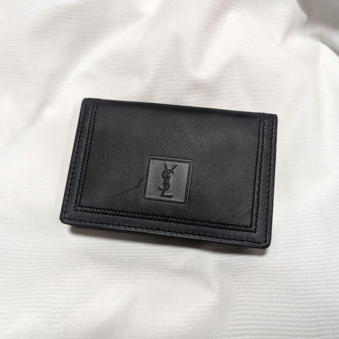【YVES SAINT LAURENT】リアルレザーパスケース・名刺入れ