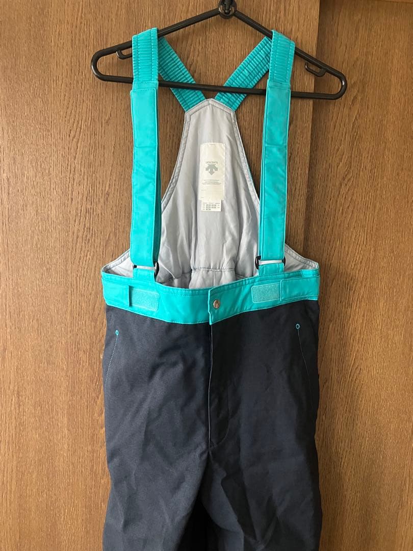DESCENTE スキーウェア 160センチ　美品です。