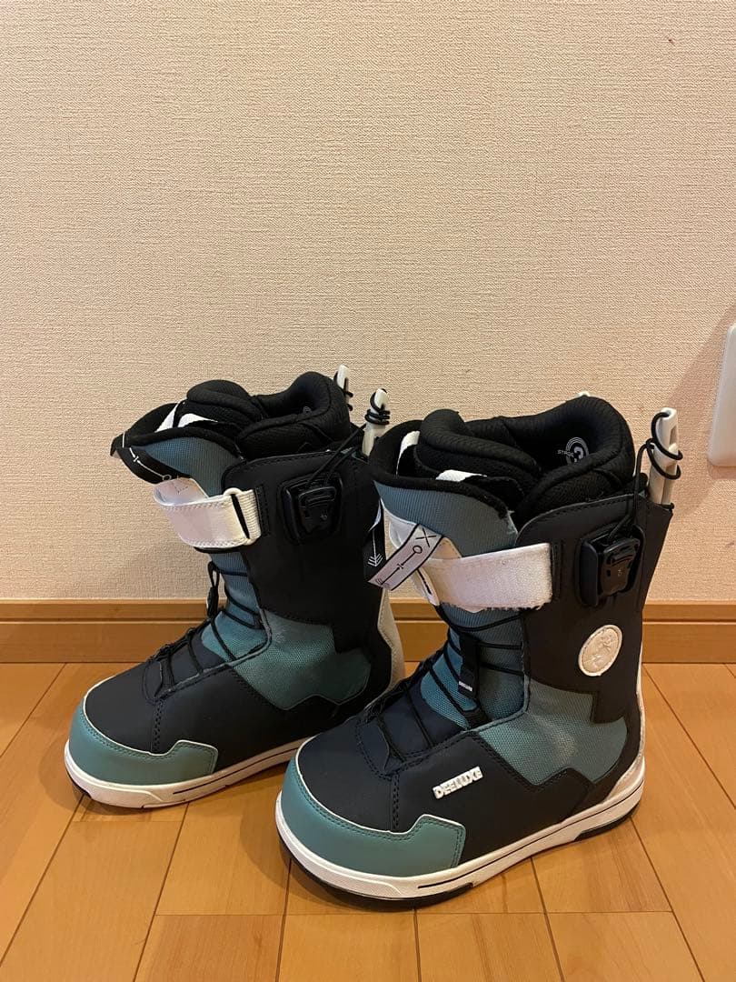 22-23 deeluxe スノーボードブーツ